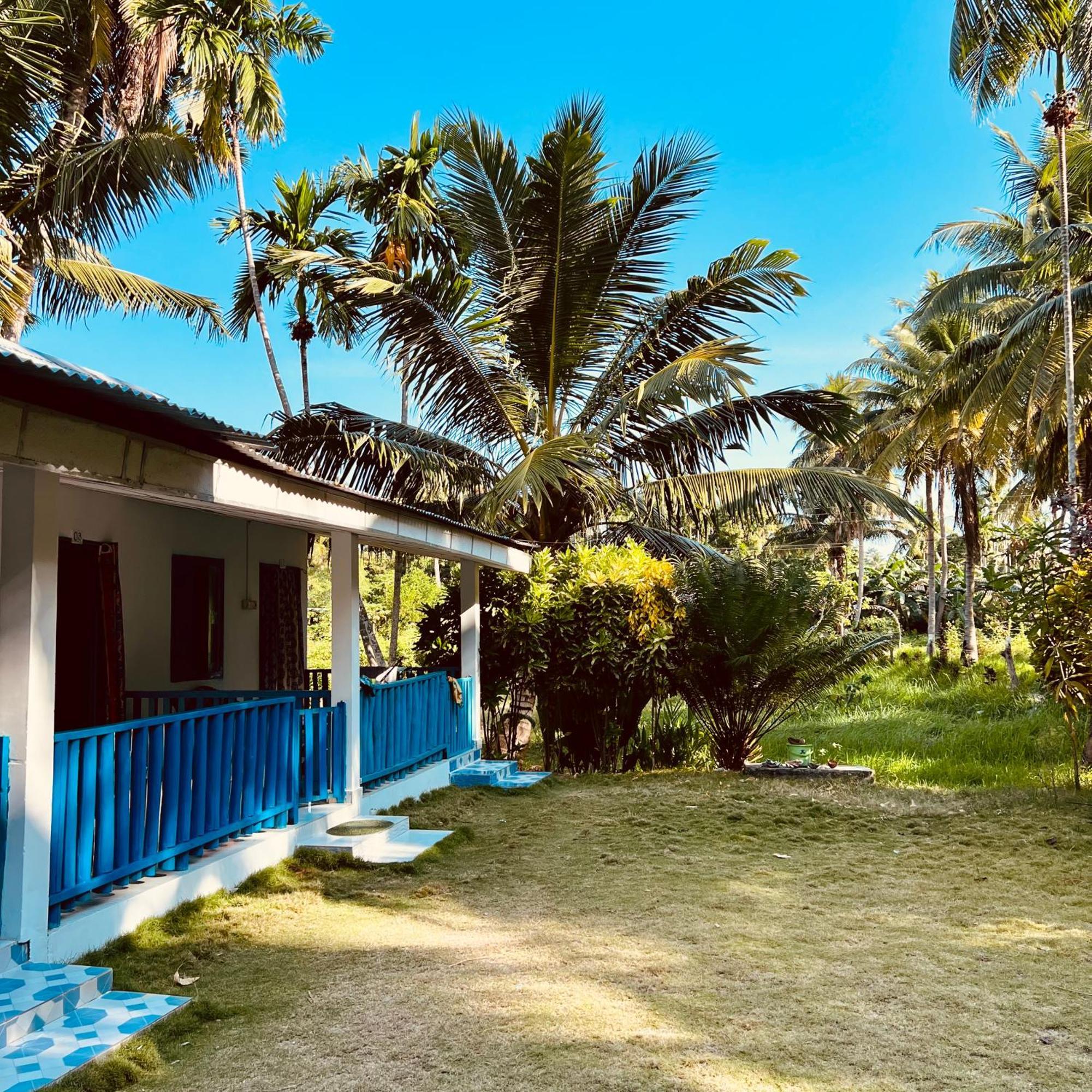 Blue Sea Restaurant & Bungalows Sitapur Exterior foto