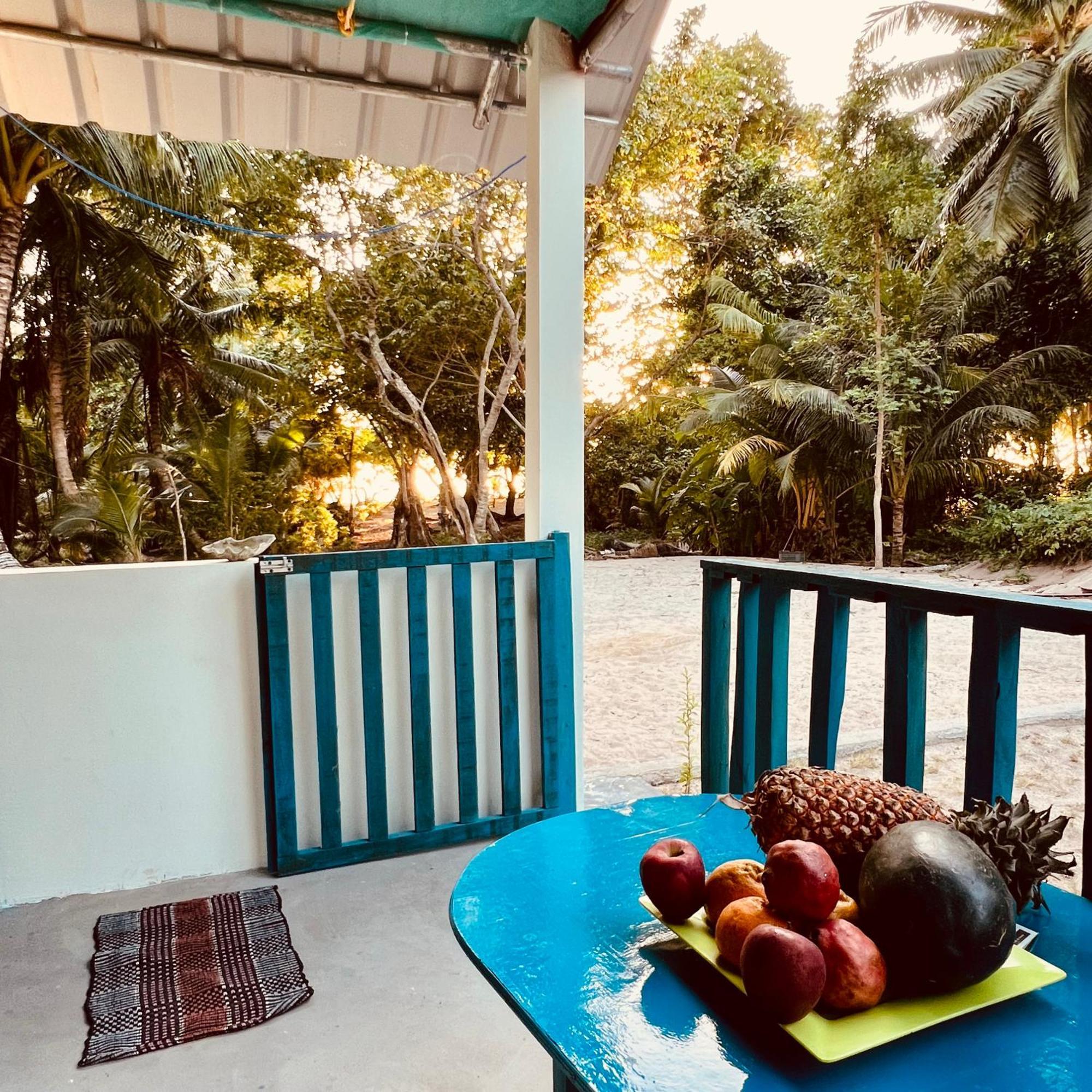 Blue Sea Restaurant & Bungalows Sitapur Exterior foto